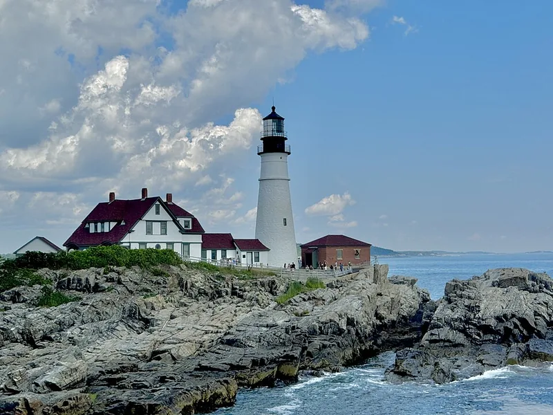 Portland Head Light, Fort Williams, Shore Road, Cape Elizabeth, ME - Flickr - w lemay, Maine